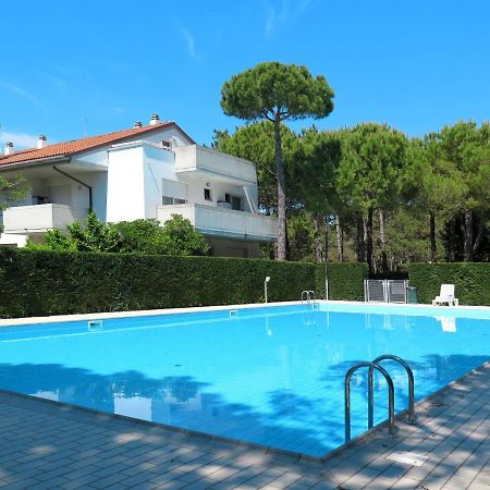 Apartment Parco Hemingway-1 By Interhome Lignano Sabbiadoro Exterior photo